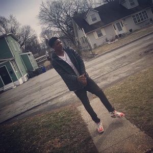 Meet your Posher, Amarri